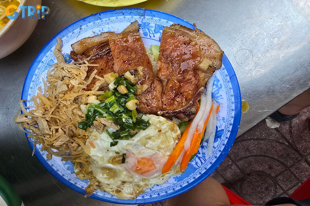 Cơm Tấm Cô Giang のコムタム