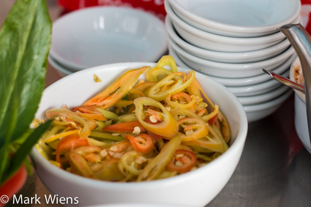 Phở Phượng のチリと薬味