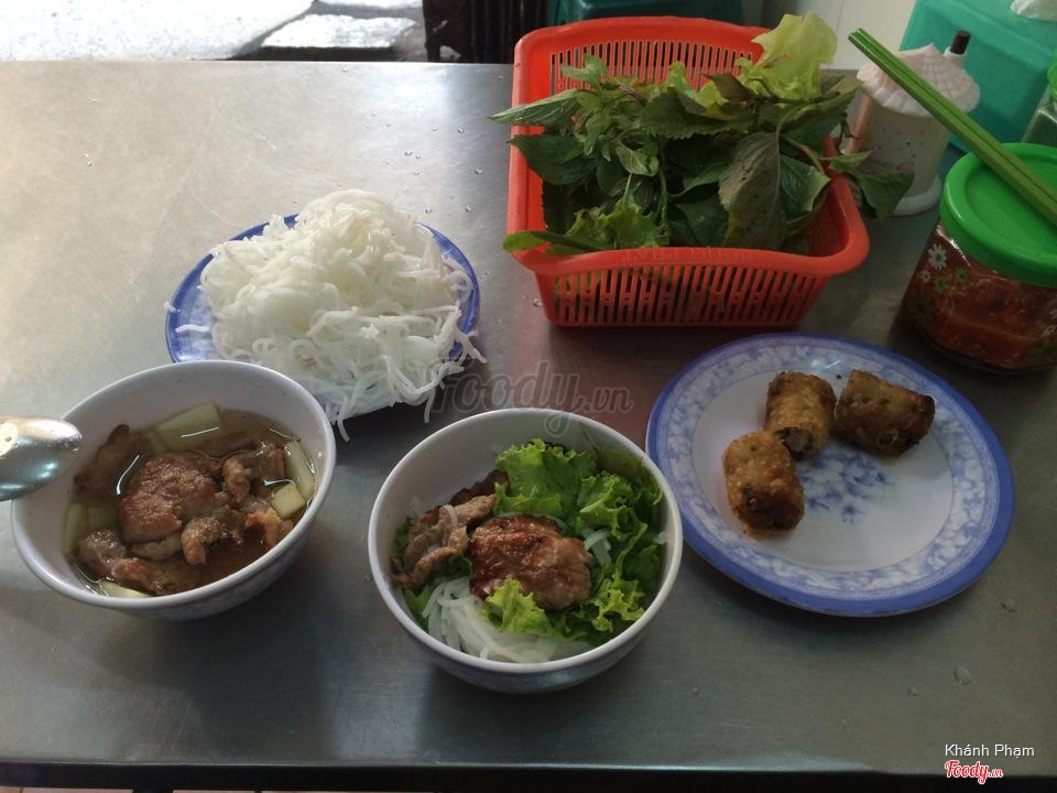 Bún chả