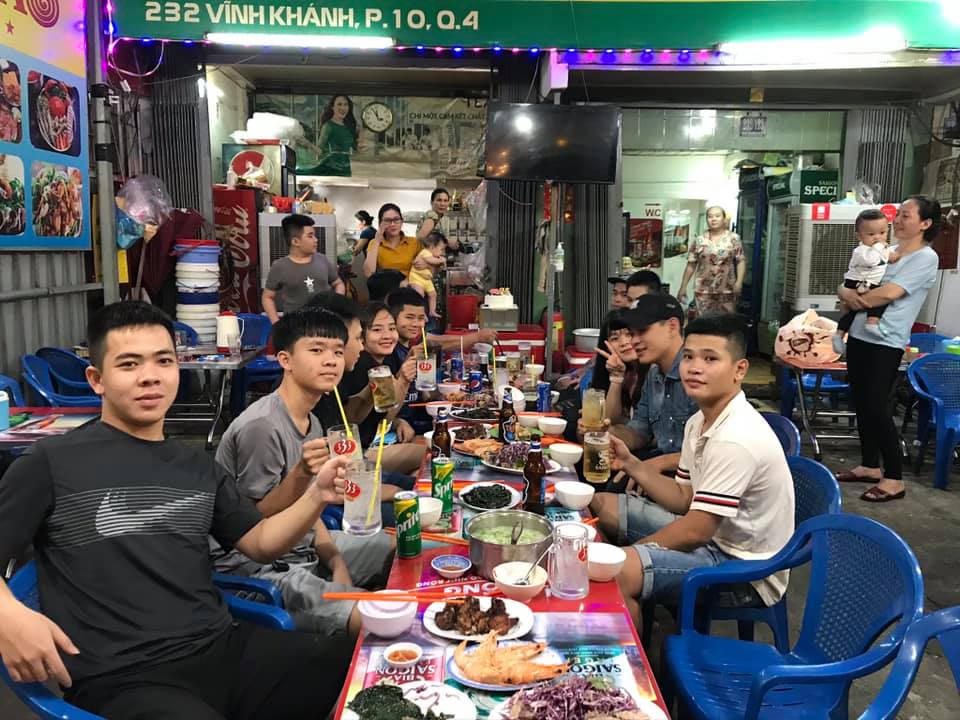 Ốc Đào 2 の店内